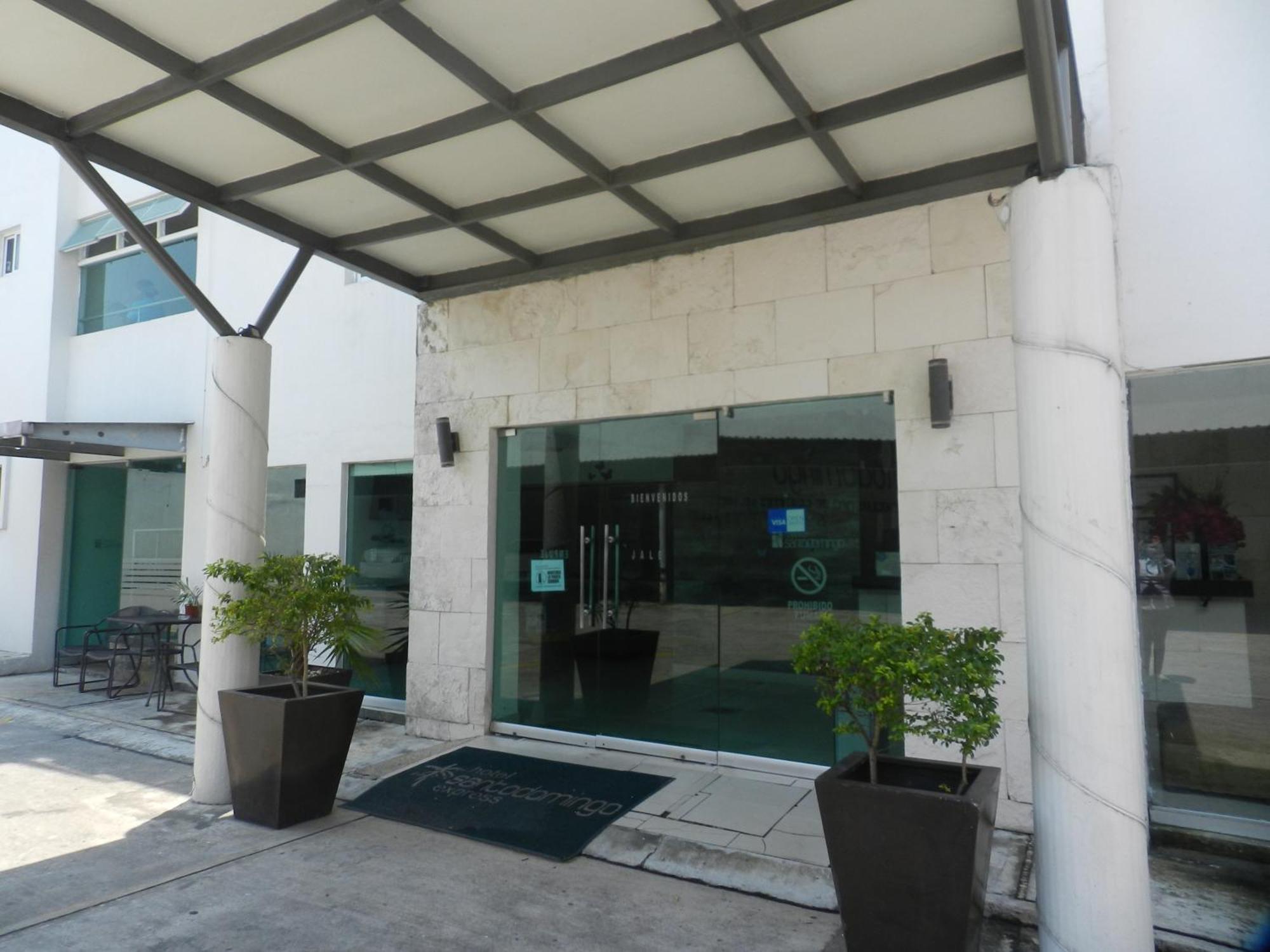 Hotel Santo Domingo Express Villahermosa Eksteriør bilde